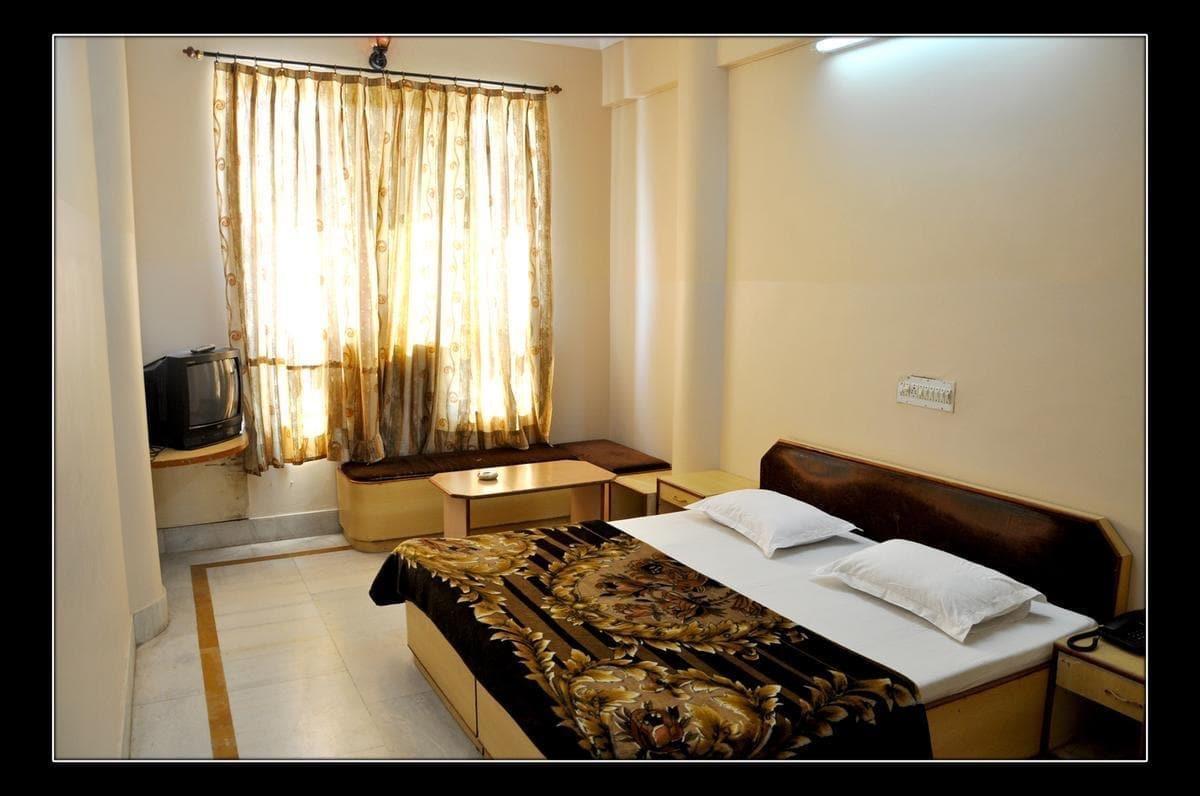 Hotel Kirti Plaza Chittorgarh Esterno foto